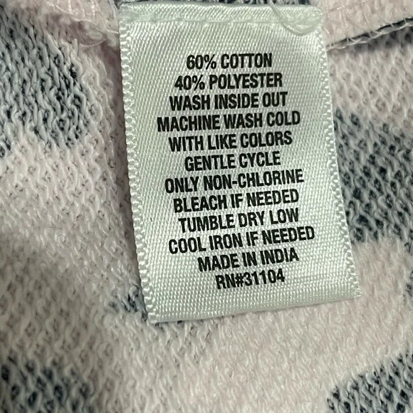 Crown& Ivy Pink Leopard Print Sweatshirt - Picture 6 of 6